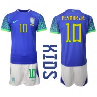 Billiga Brasilien Neymar Jr #10 Barnkläder Borta fotbollskläder till baby VM 2022 Kortärmad (+ Korta byxor)